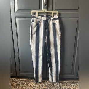 BDG Mom High-Waisted Jeans